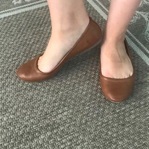 4/$20 Tan mossimo supply flats